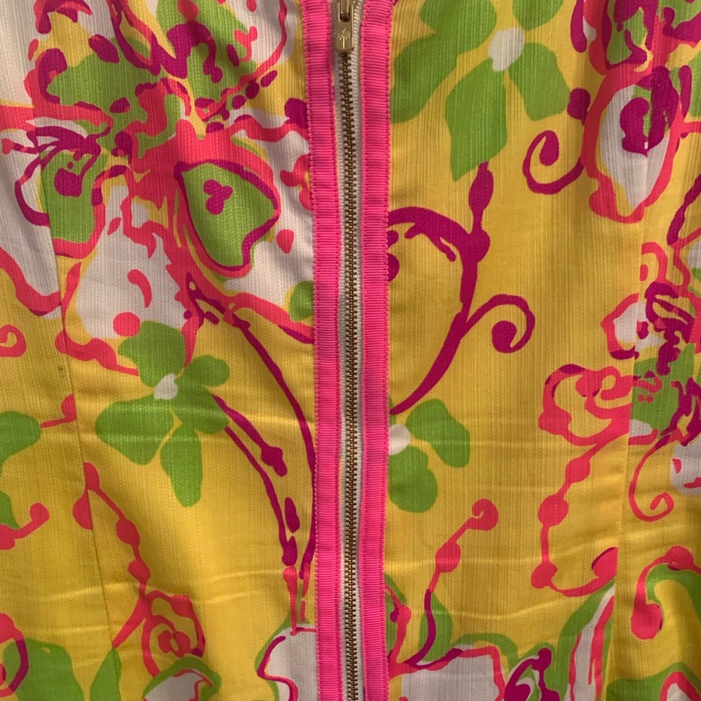 Lilly Pulitzer - Picture 4 of 5